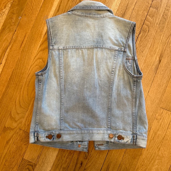 Jean jacket - Picture 4 of 4